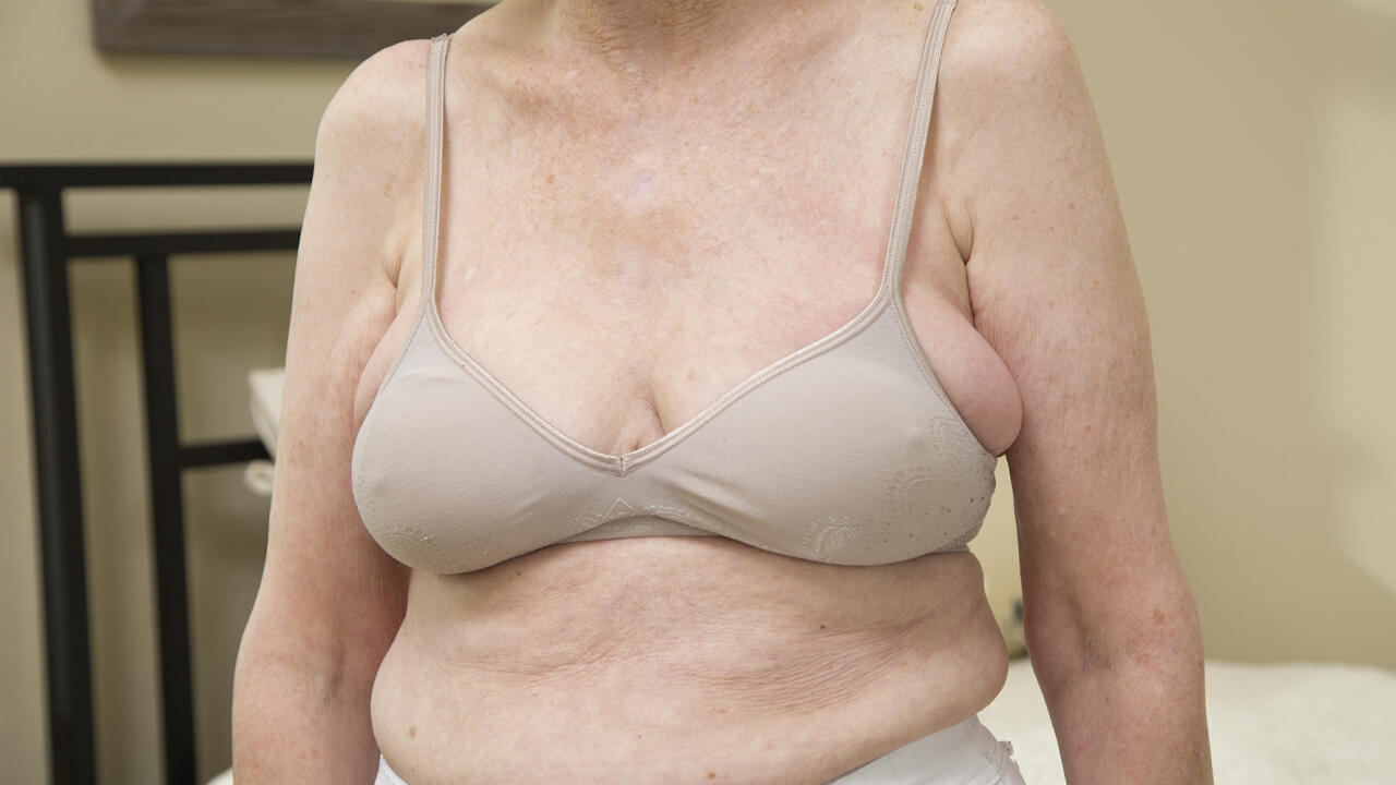 Set de 3 sujetadores sin costuras que modelan la figura.