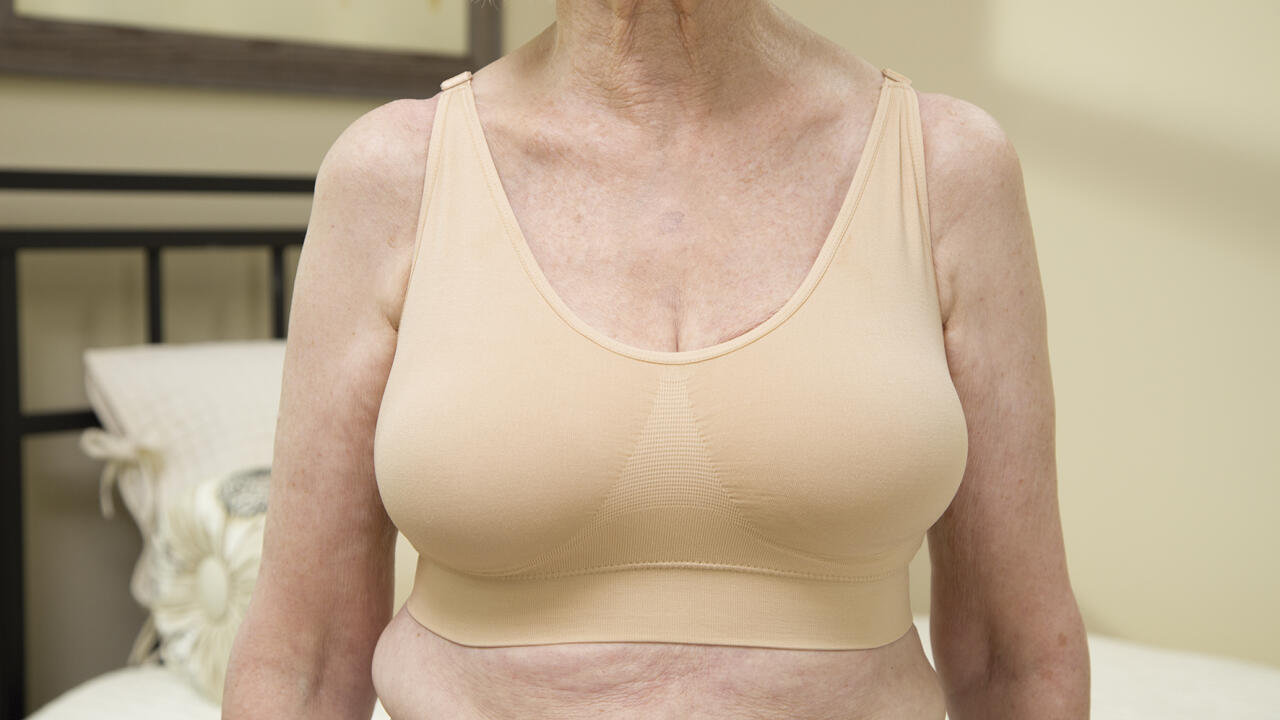 Set de 3 sujetadores sin costuras que modelan la figura.